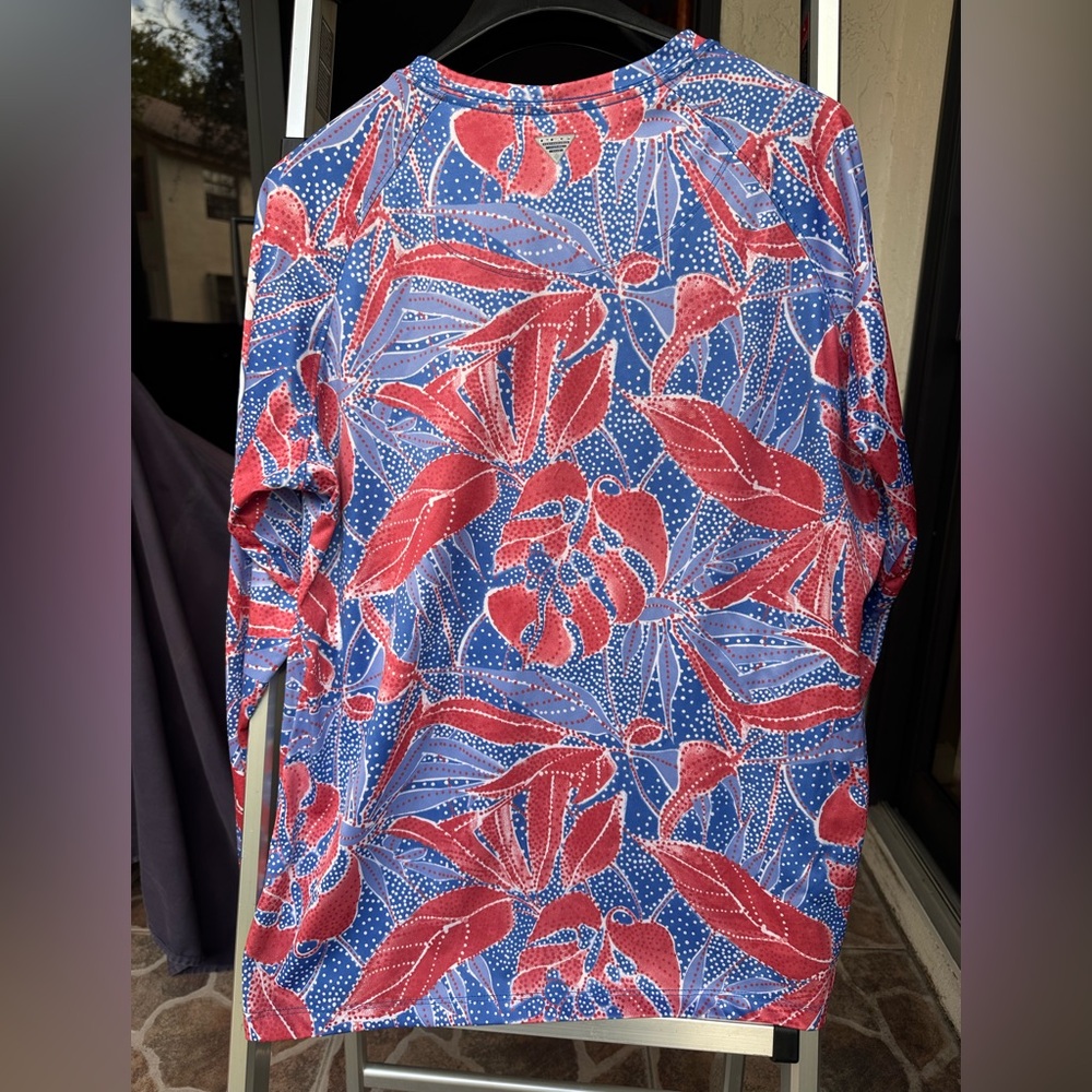 COLUMBIA | Red & Blue Floral Patterned PFG Omni-Shade Long Sleeve Shirt Size L - Picture 5 of 9